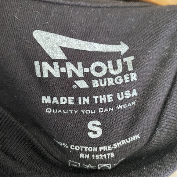 IN-N-Out Burger California Short Sleeve Black T-Shirt Men's Small - Picture 3 of 3